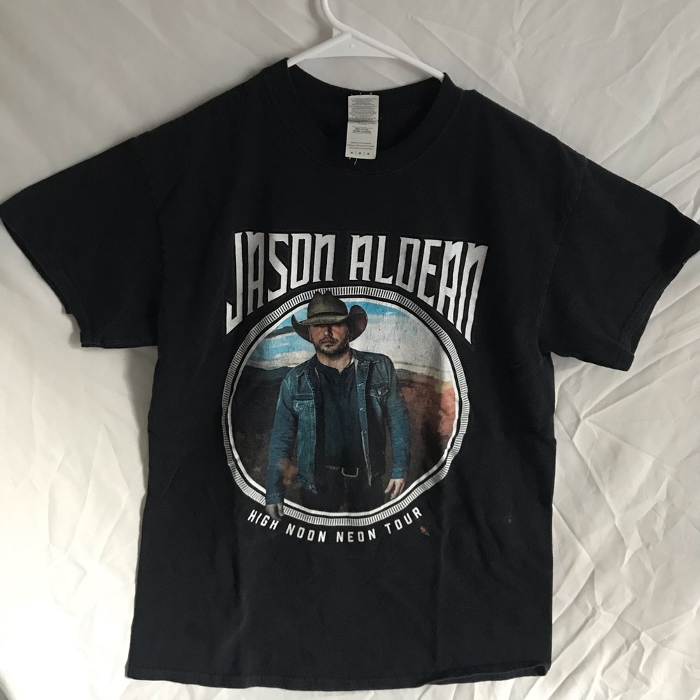 jason aldean graphic tee